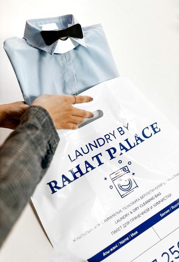 Rahat Palace Hotel อัลมาตี ภายนอก รูปภาพ Laundry by Rahat Palace